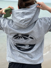 Lade das Bild in den Galerie-Viewer, HOODIE "OLD PASSION" - UNISEX