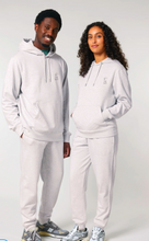 Lade das Bild in den Galerie-Viewer, HOODIE "STAY SALTY" - light grey - UNISEX