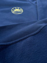 Lade das Bild in den Galerie-Viewer, HOODIE "SUNSET" STICKEREI - UNISEX