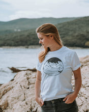 Lade das Bild in den Galerie-Viewer, BIO-T-SHIRT "CLIFF DIVER" - UNISEX