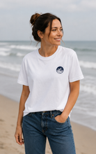 Lade das Bild in den Galerie-Viewer, BIO-T-SHIRT "WHALE" STICKEREI - UNISEX
