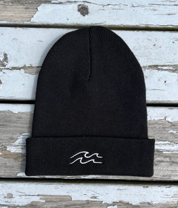 CLASSIC BEANIE "WAVE" STICKEREI - SCHWARZ