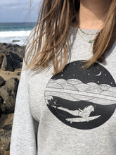 Lade das Bild in den Galerie-Viewer, Sweatshirt mit Print 
