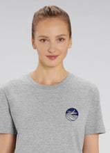 Lade das Bild in den Galerie-Viewer, BIO-T-SHIRT (GRAU) &quot;WHALE&quot; STICKEREI - UNISEX

